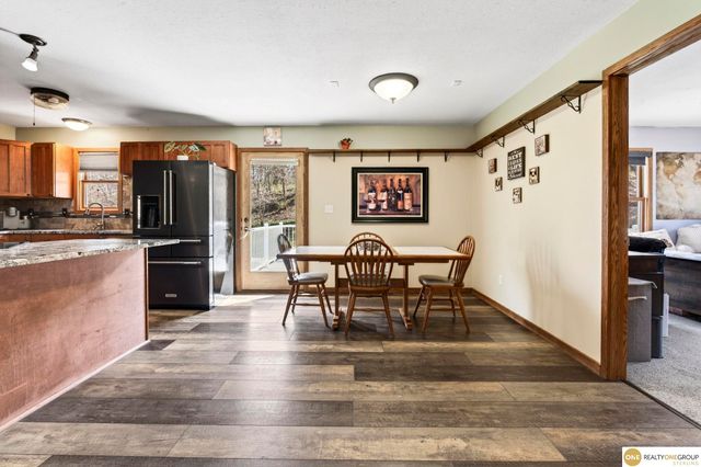 9678 Oak Valley Road, Blair, NE 68008
