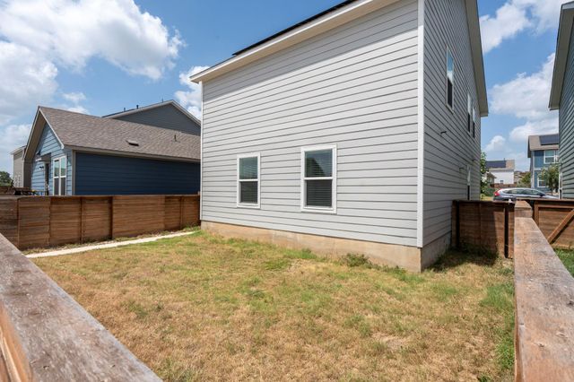 889 Powell ST, Kyle, TX 78640