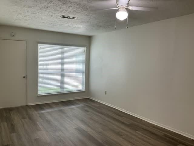 16223 Barcelona Drive, Friendswood, TX 77546