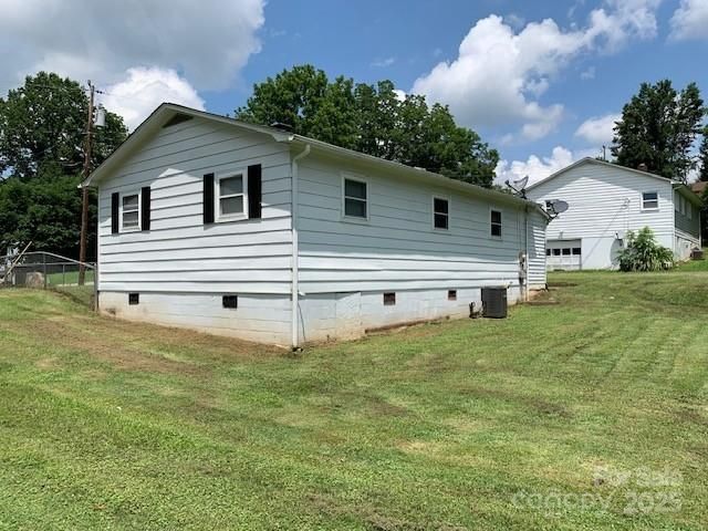 507 Spruce Street SW, Lenoir, NC 28645