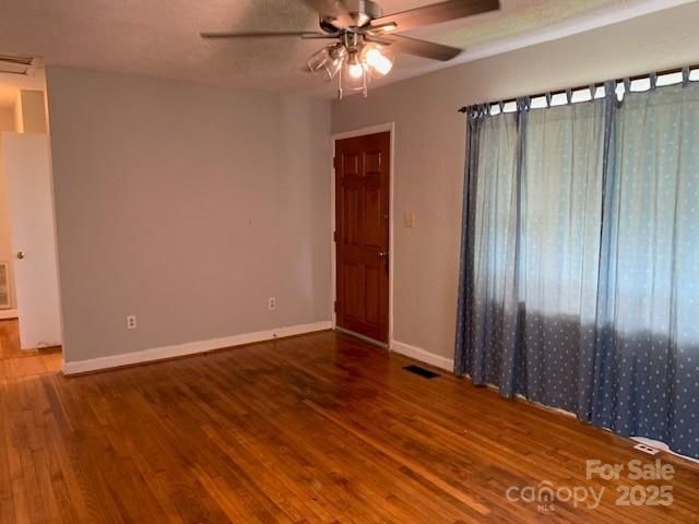 507 Spruce Street SW, Lenoir, NC 28645