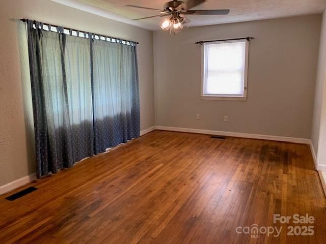 507 Spruce Street SW, Lenoir, NC 28645