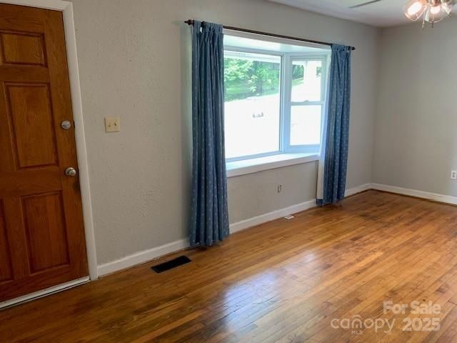 507 Spruce Street SW, Lenoir, NC 28645