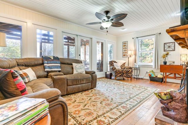 145 Stillwaters Lane, Hamilton, GA 31811