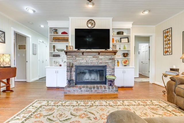 145 Stillwaters Lane, Hamilton, GA 31811