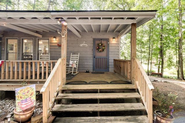 145 Stillwaters Lane, Hamilton, GA 31811