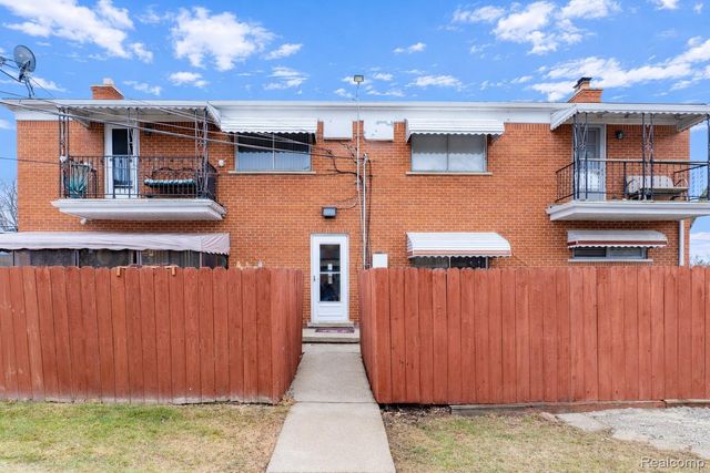 20210 Vernier Road B, Harper Woods, MI 48225