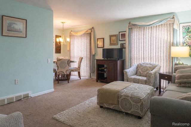 20210 Vernier Road B, Harper Woods, MI 48225