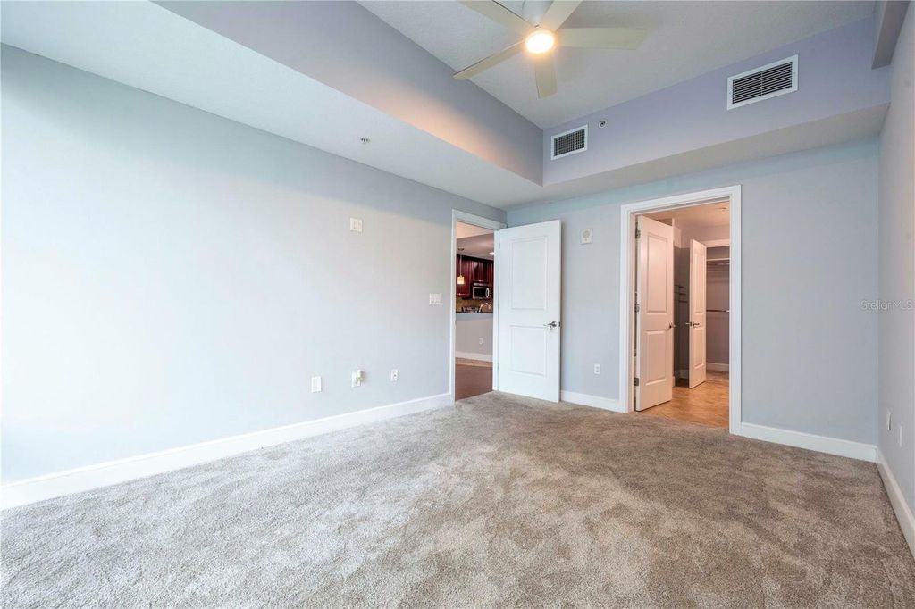 Image 11 of property listing at 101 S EOLA DRIVE 614, Orlando, FL 32801