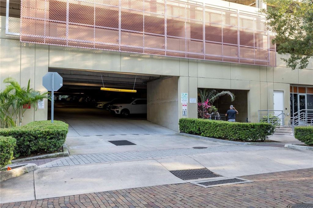 Image 43 of property listing at 101 S EOLA DRIVE 614, Orlando, FL 32801
