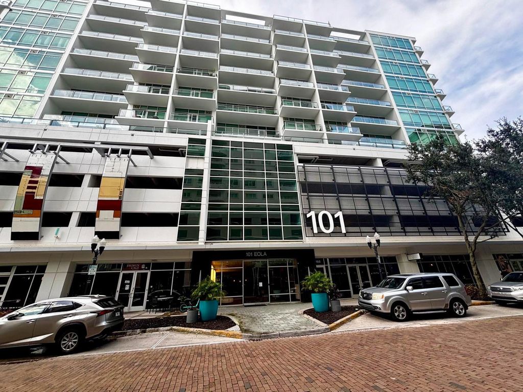Image 44 of property listing at 101 S EOLA DRIVE 614, Orlando, FL 32801