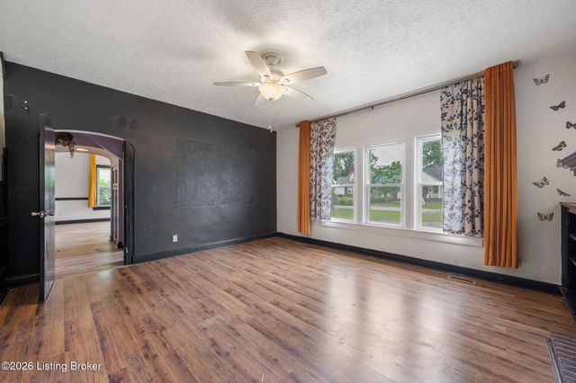 1721 San Jose Ave, Louisville, KY 40216