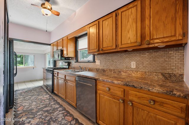 1721 San Jose Ave, Louisville, KY 40216