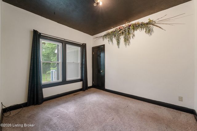 1721 San Jose Ave, Louisville, KY 40216
