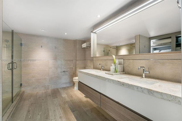 199 Ocean Lane Drive 801, Key Biscayne, FL 33149