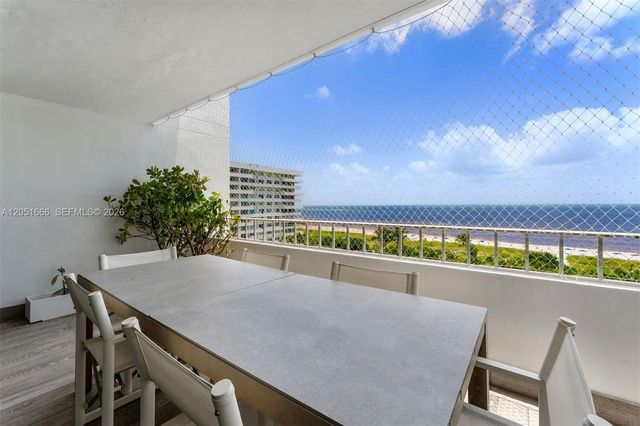 199 Ocean Lane Drive 801, Key Biscayne, FL 33149