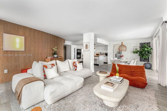 199 Ocean Lane Drive 801, Key Biscayne, FL 33149