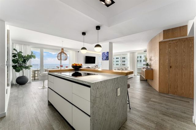 199 Ocean Lane Drive 801, Key Biscayne, FL 33149