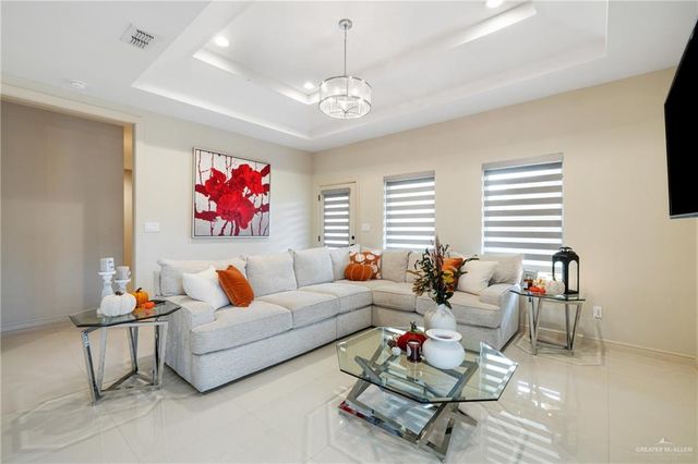 1511 Montecruz Street, Mission, TX 78574