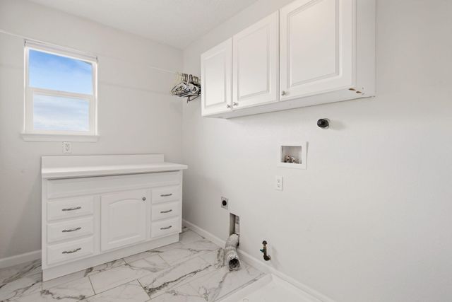 1105 Sugar Ridge Court SE, Rio Rancho, NM 87124