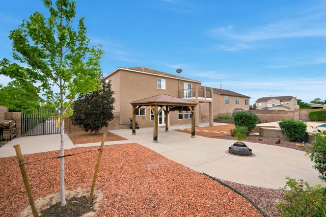 1105 Sugar Ridge Court SE, Rio Rancho, NM 87124