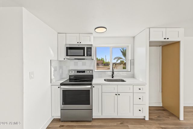 6706 E BUTTE Street, Mesa, AZ 85205