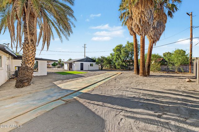 6706 E BUTTE Street, Mesa, AZ 85205