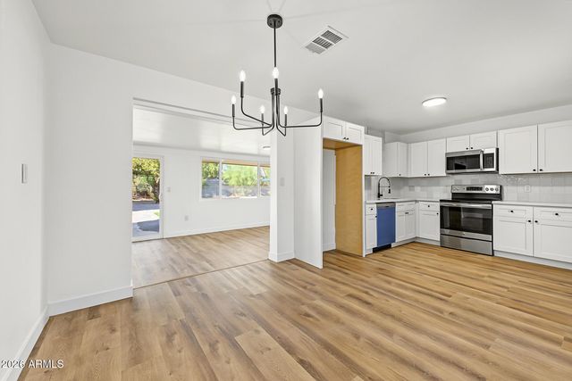 6706 E BUTTE Street, Mesa, AZ 85205