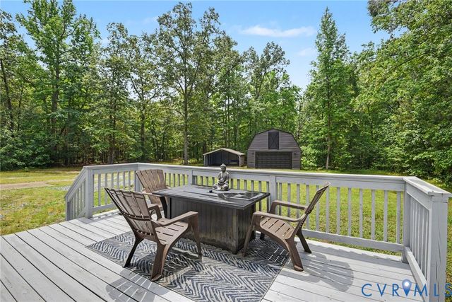 9820 Beaver Bridge Rd, Chesterfield, VA 23838