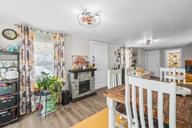 1070 S 1st Street, Slaton, TX 79364