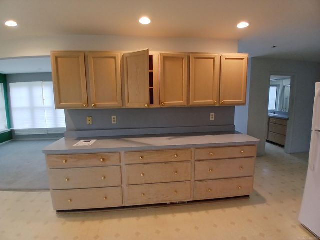 22646 Lakeland Street, St Clair Shores, MI 48081