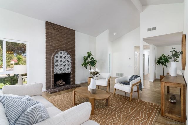 16556 Gabarda Rd, San Diego, CA 92128