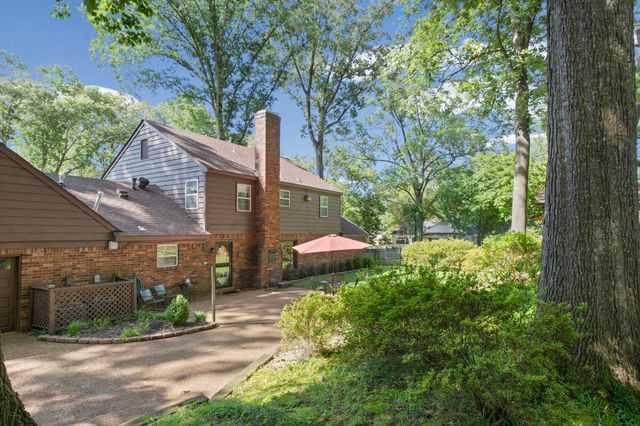 4653 CLEARWATER DR, Memphis, TN 38128