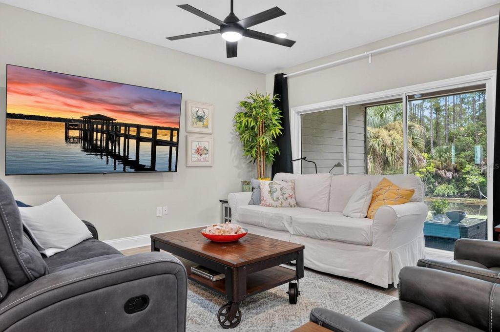 Image 13 of property listing at 86 WHISPERING PINE DRIVE, Palm Coast, FL 32164