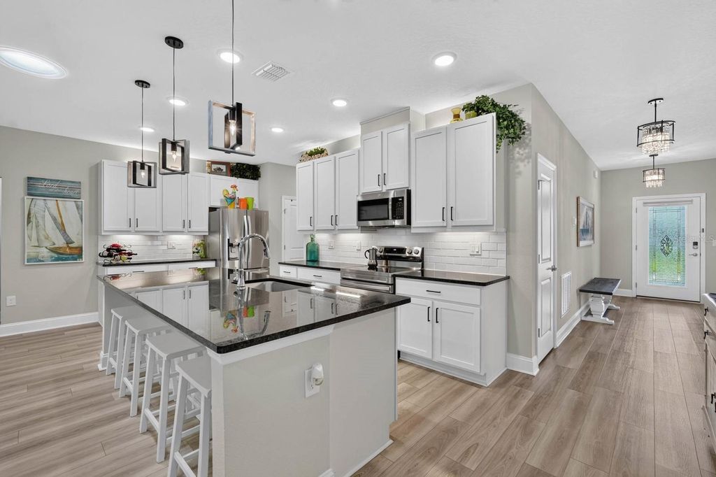 Image 18 of property listing at 86 WHISPERING PINE DRIVE, Palm Coast, FL 32164