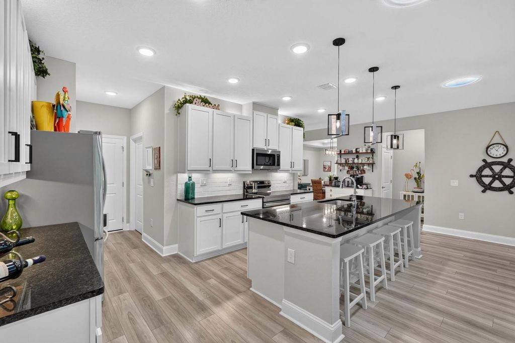 Image 19 of property listing at 86 WHISPERING PINE DRIVE, Palm Coast, FL 32164
