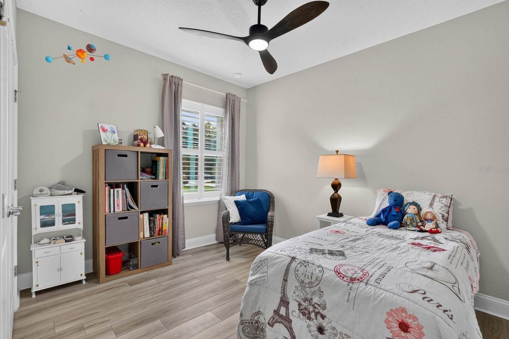 Image 33 of property listing at 86 WHISPERING PINE DRIVE, Palm Coast, FL 32164