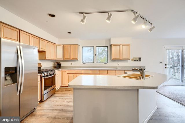 2508 PERRING WOODS RD, Baltimore, MD 21234