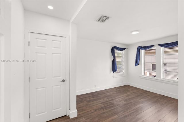 900 Tangier St, Coral Gables, FL 33134