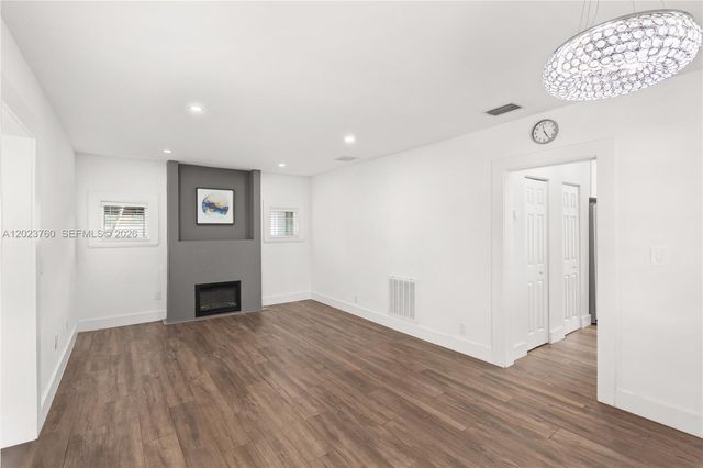 900 Tangier St, Coral Gables, FL 33134