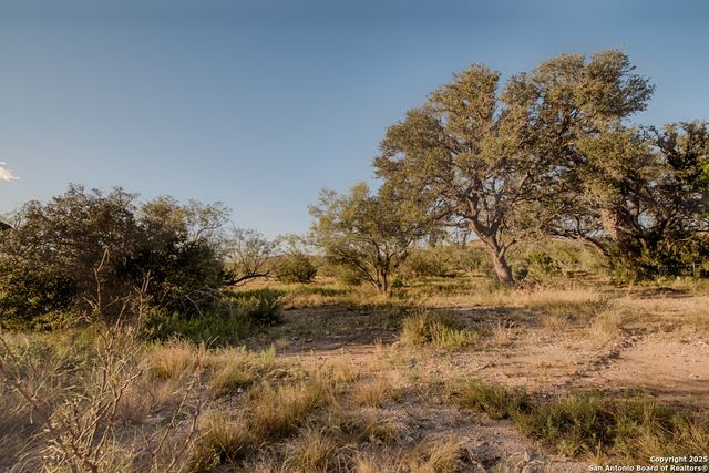 2205 Sd 45700, Rocksprings, TX 78880