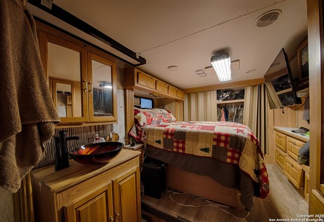 2205 Sd 45700, Rocksprings, TX 78880