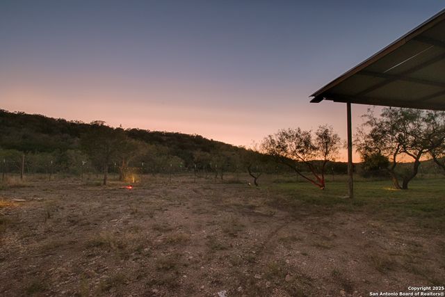 2205 Sd 45700, Rocksprings, TX 78880