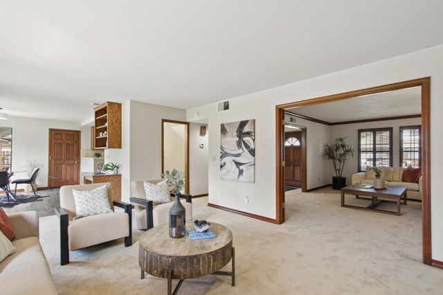 534 Valim Way, Sacramento, CA 95831