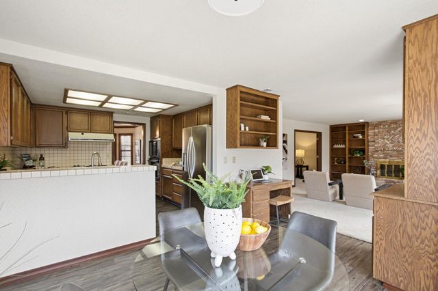 534 Valim Way, Sacramento, CA 95831