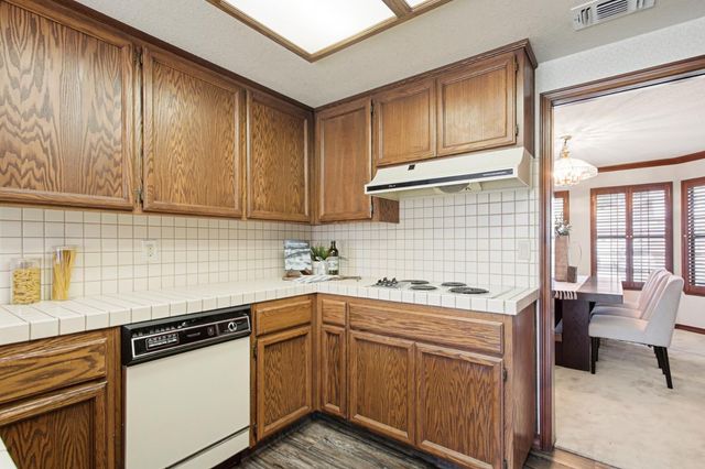 534 Valim Way, Sacramento, CA 95831