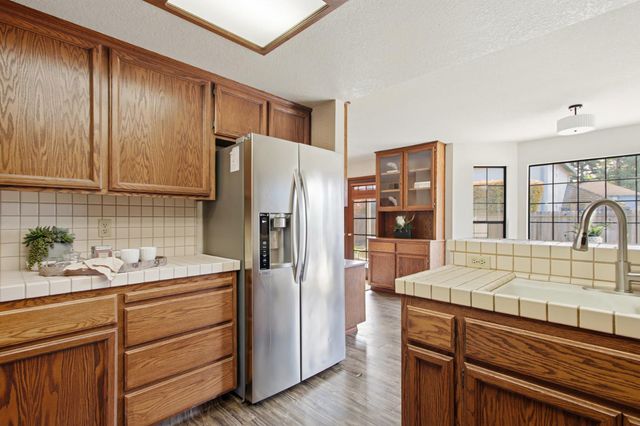 534 Valim Way, Sacramento, CA 95831