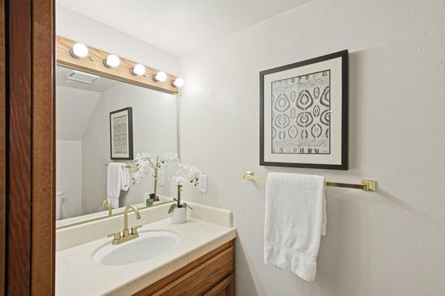 534 Valim Way, Sacramento, CA 95831