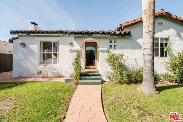1637 S Ridgeley Drive, Los Angeles, CA 90019