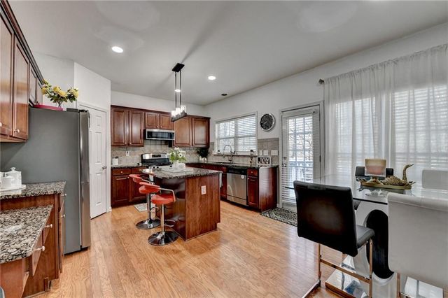 653 Prada Ct, Lawrenceville, GA 30043